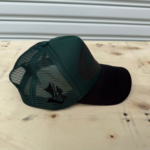 LNT Green Trucker cap